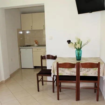 Apartment Raos *